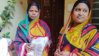 Mit den Spenden aus dem Corona-Hilfsfond unterstützt SAVE Wanderarbeiter*innen der Textilbranche in Indien © SAVE