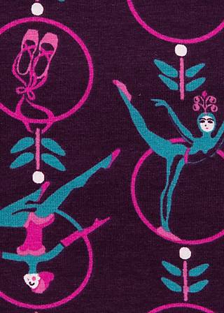 acrobatic cancan girls