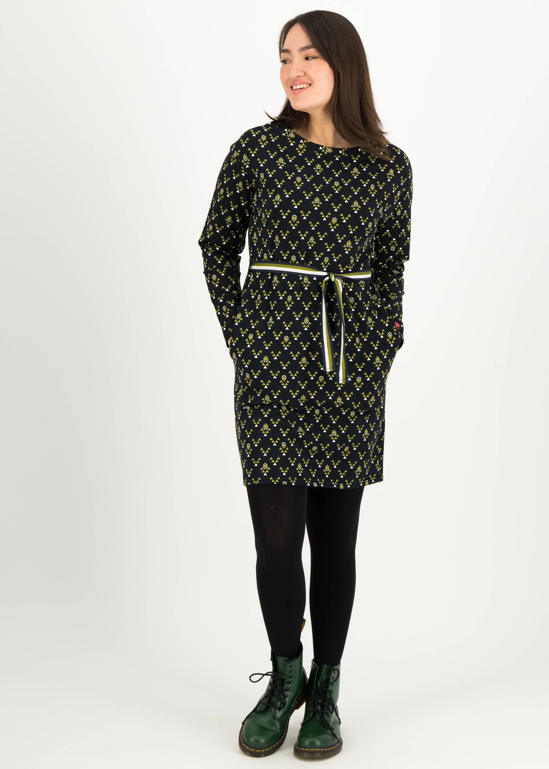 Sweatkleid Sneakers in the Woods, green soul, Kleider, Schwarz