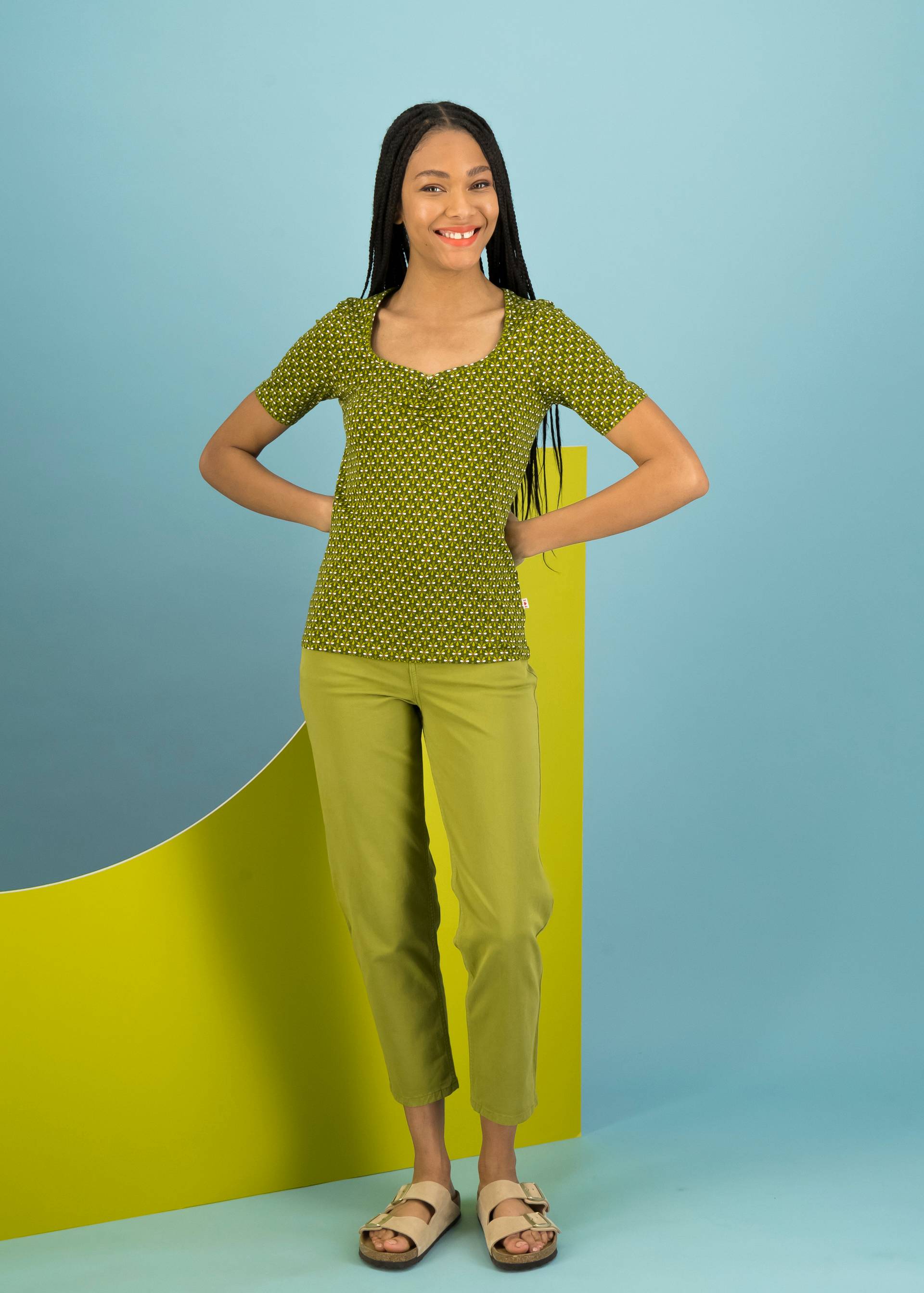 T-Shirt Balconnet F&eacute;minin, ultimate spring lover, Tops, Green