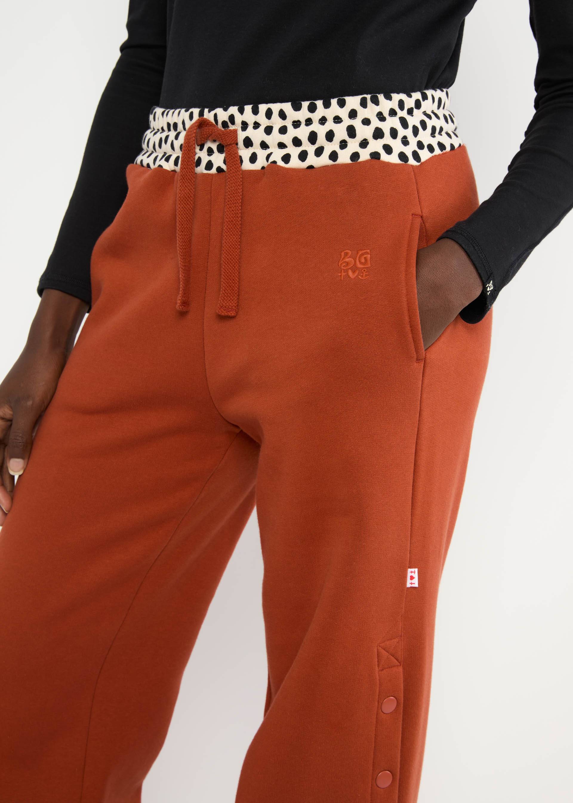 Sweatpants Spunky Rebel, brown urban vibes, Hosen, Braun